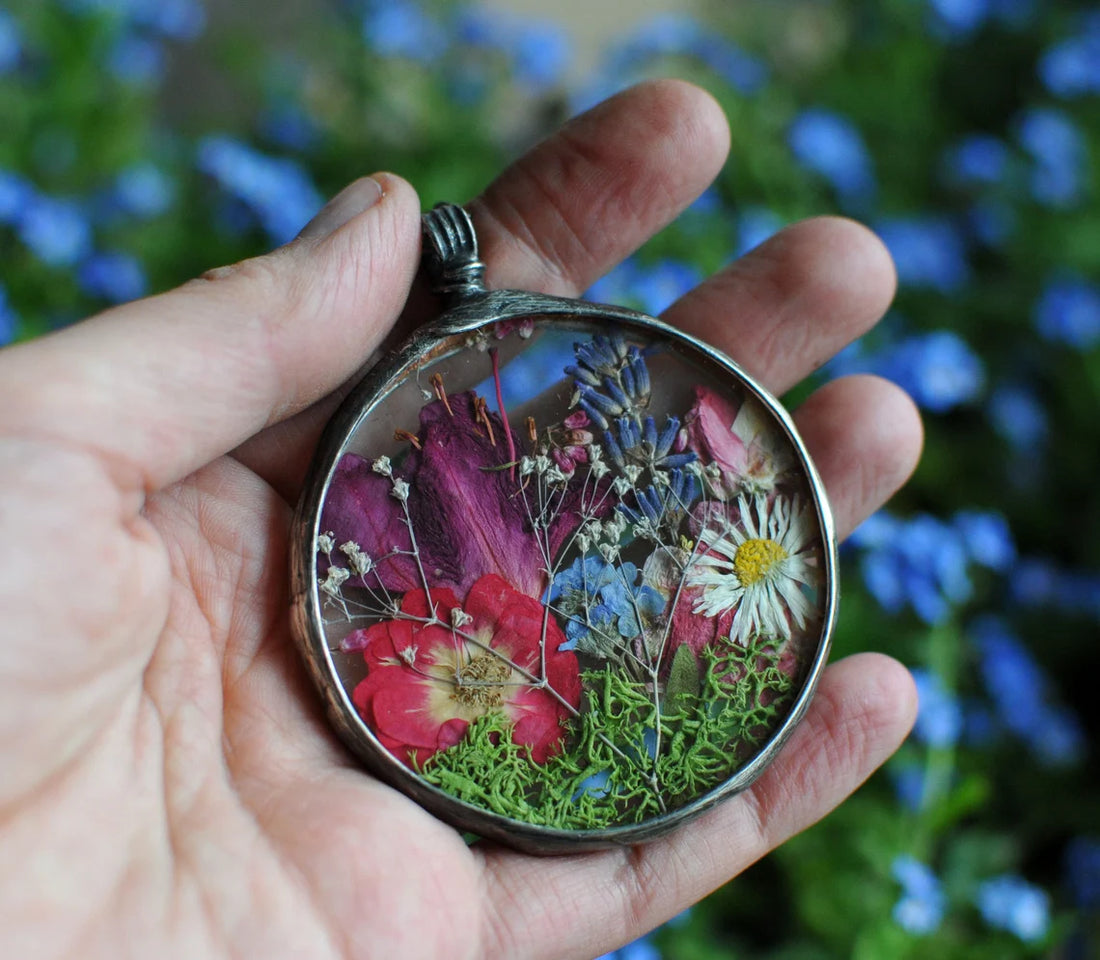 Terrarium Jewelry, Botanical Necklace, Flower